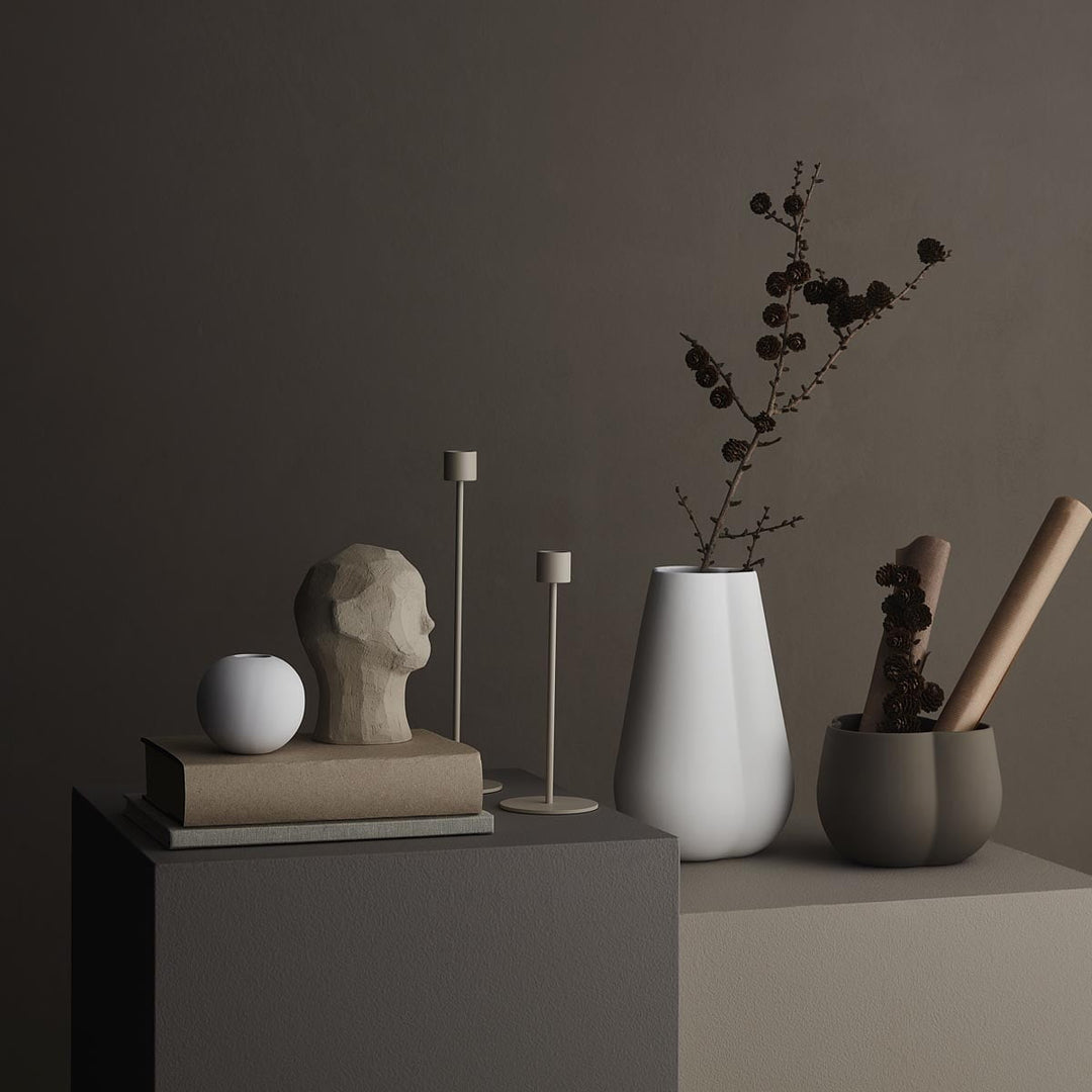 Cooee Design Skulptur Olufemi Limestone