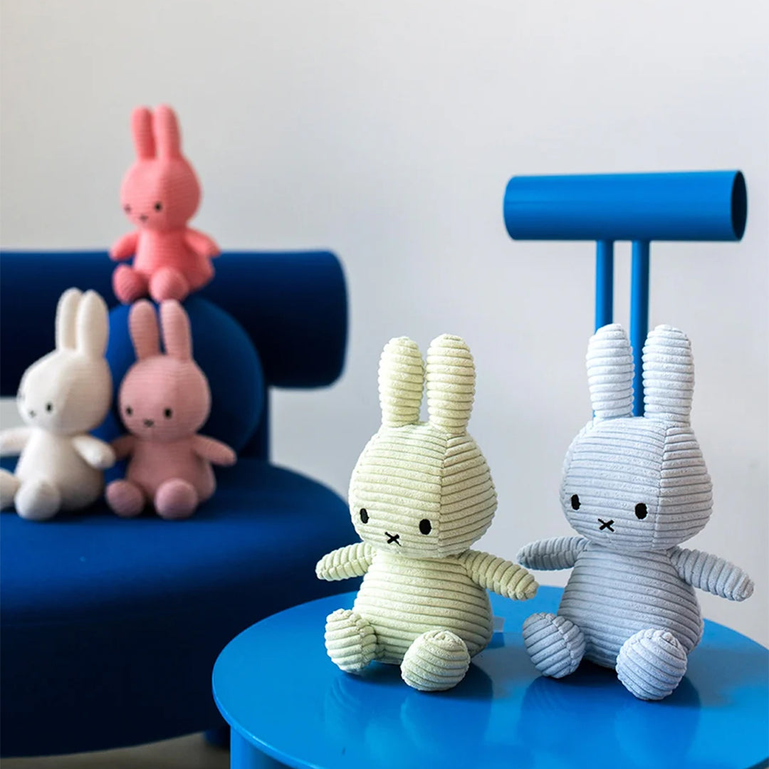 BON TON TOYS Miffy Hase Eisblau, 23 cm