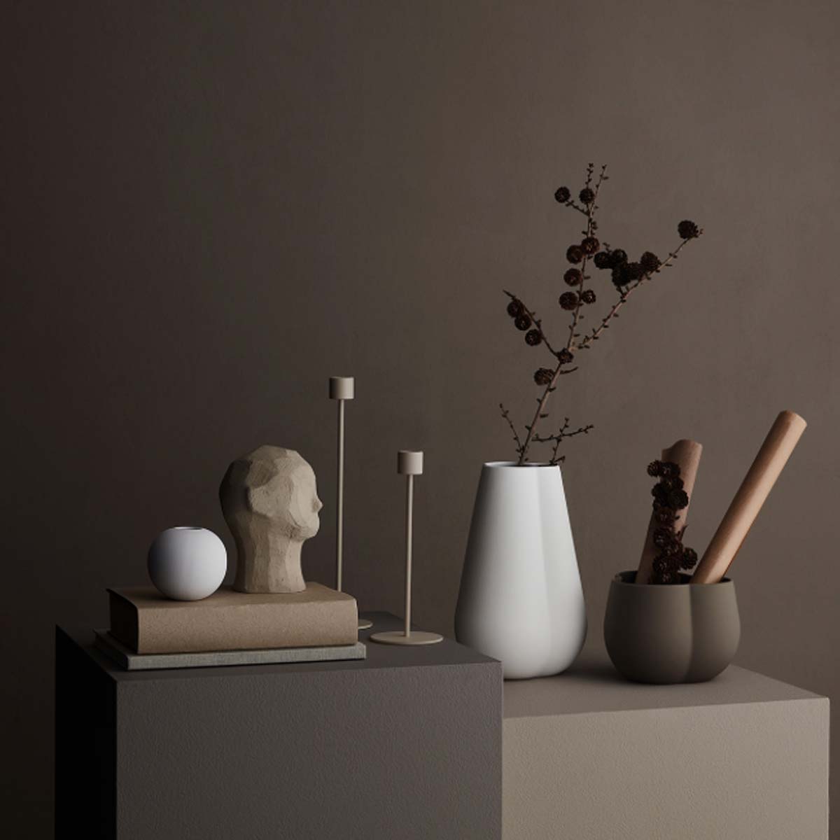 Cooee Design Kerzenhalter und Skulpturen