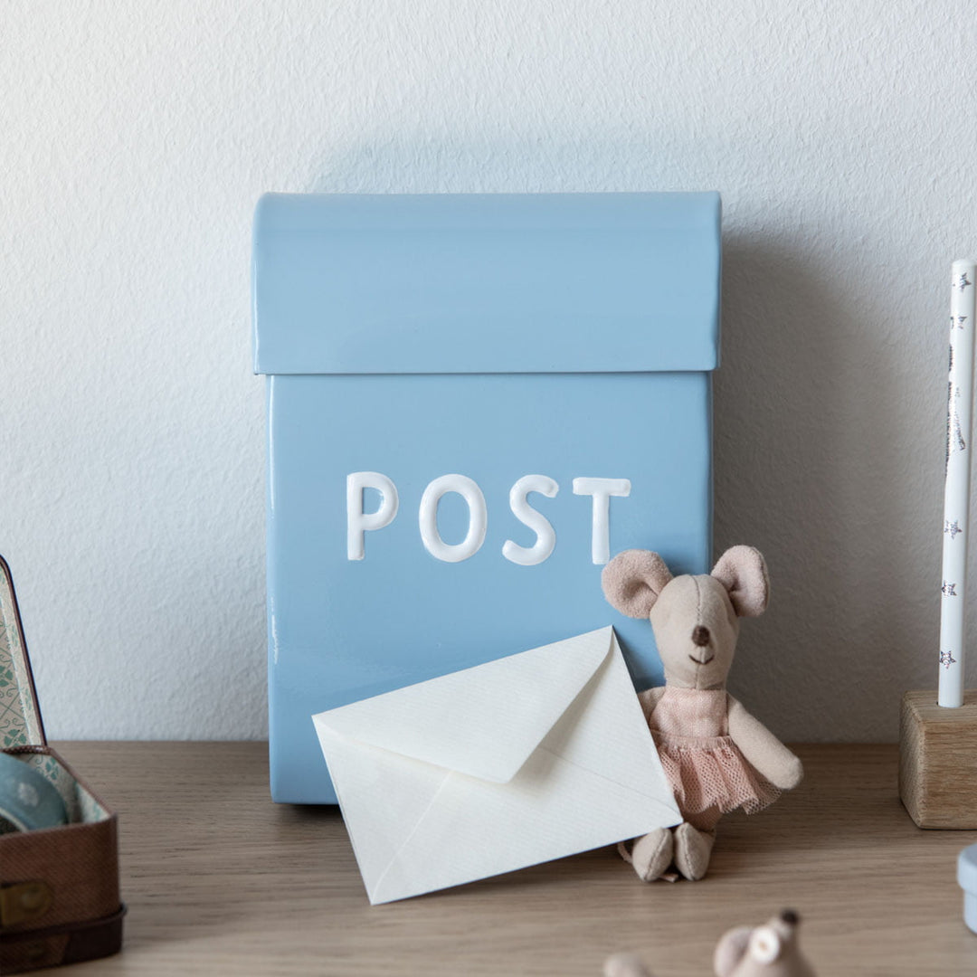 Kinderbriefkasten hellblau