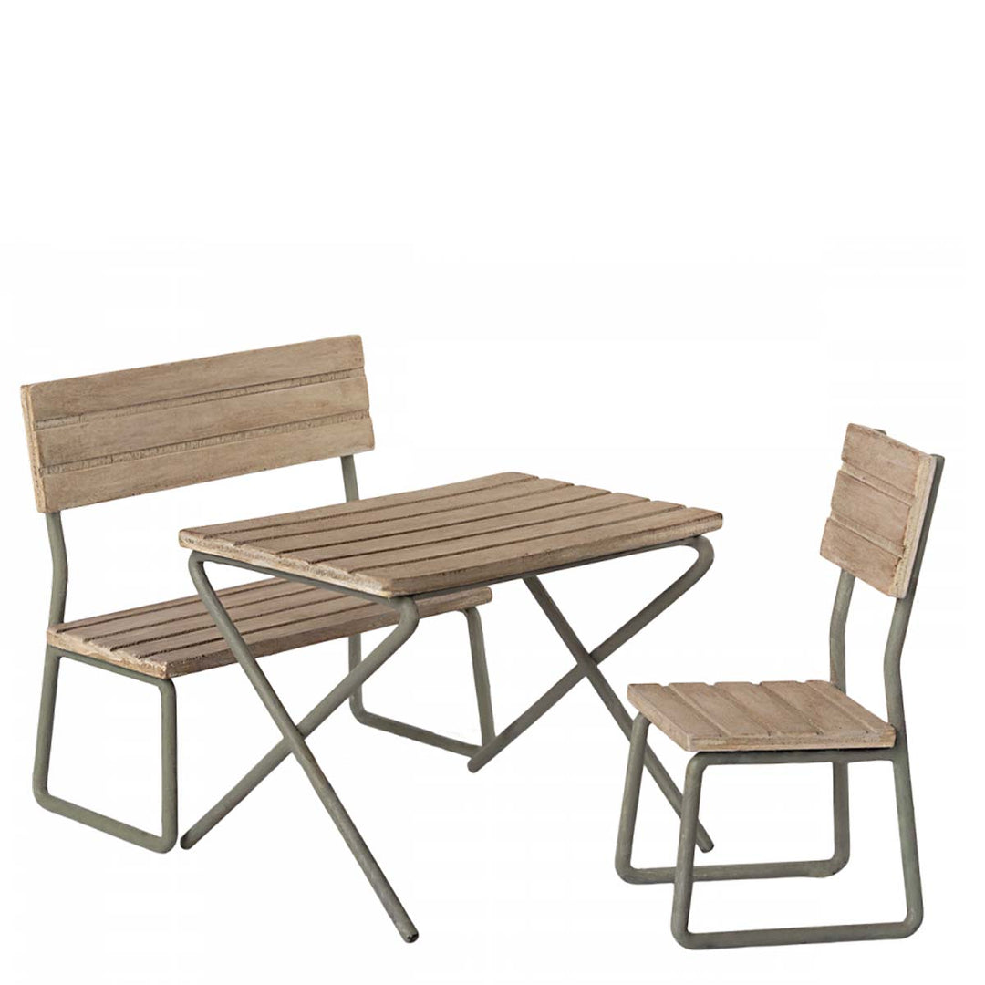 Maileg Gartenset 11-1113-00 Tisch, Stühle &amp; Bank für Hasen, Teddys und Rehe